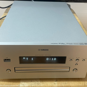 야마하 미니 CD,DVD 플레이어 DVD-840 CD,DVD 모두 잘 인식함 오삼일삼 일팔이사