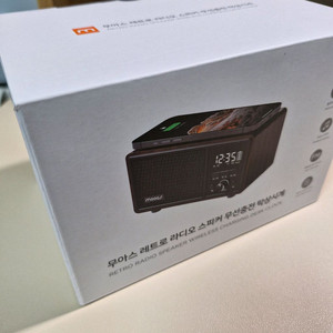 [미개봉] 무료배송 무아스 레트로 라디오 스피커 무선충전 탁상시계