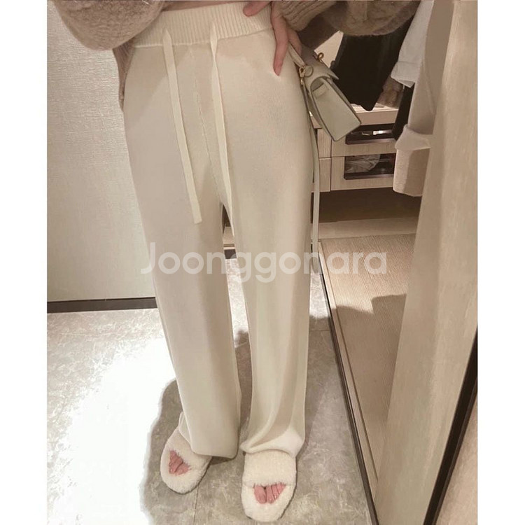수입의류 고퀄리티 여리팬츠 화이트팬츠 니트팬츠--1