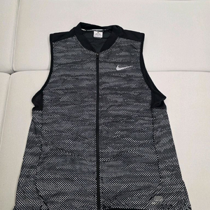 나이키러닝 에어로로프트 플래시 L 100