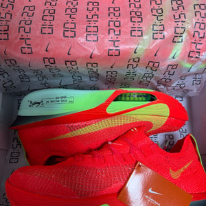 나이키 알파플라이3 275사이즈 팝니다.