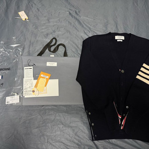 [백화점판] 톰브라운 밀라노스티치 가디건 사이즈3