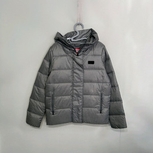 여성 나이키 오리털 패딩 M