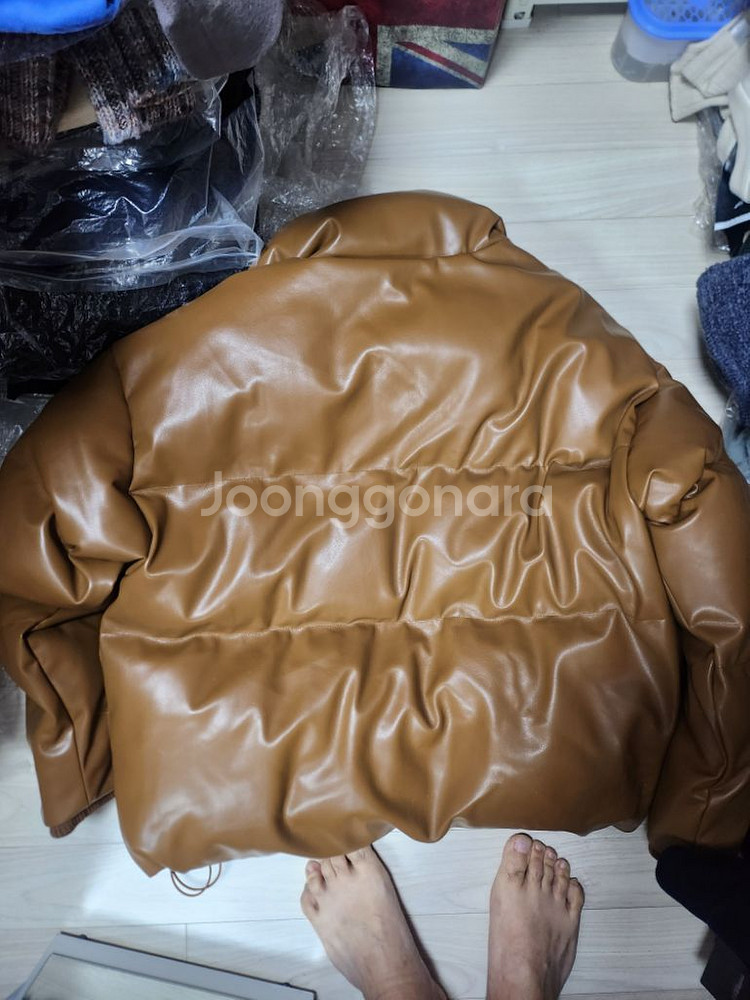 라퍼지스토어 정품 하이넥 유광 숏 구스 패딩 100사이--4