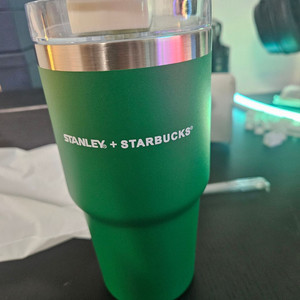 스타벅스 스탠리 콜라보 텀블러