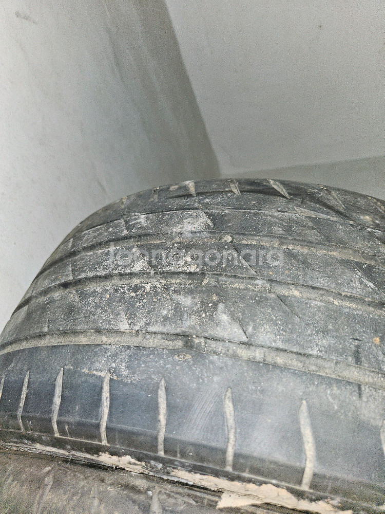 re004 245 35 19 2짝 가격--0