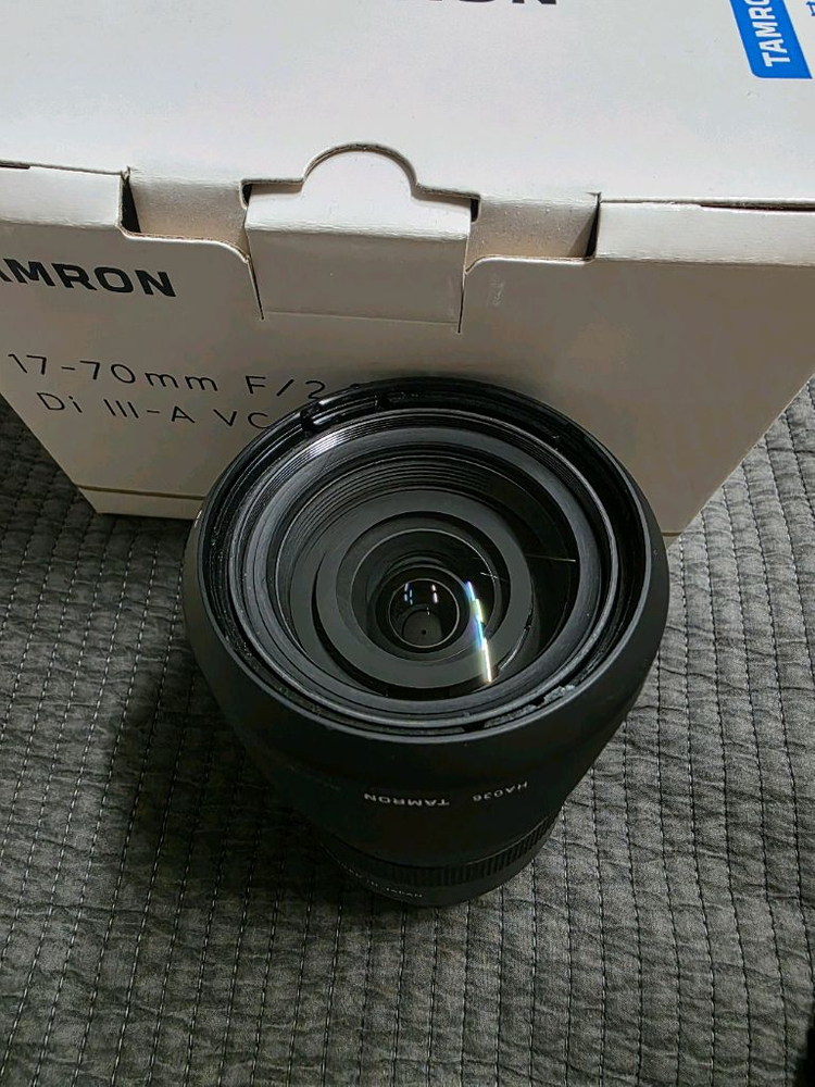 탐론 17-70mm F/2.8 단렌즈 X마운트 이미지