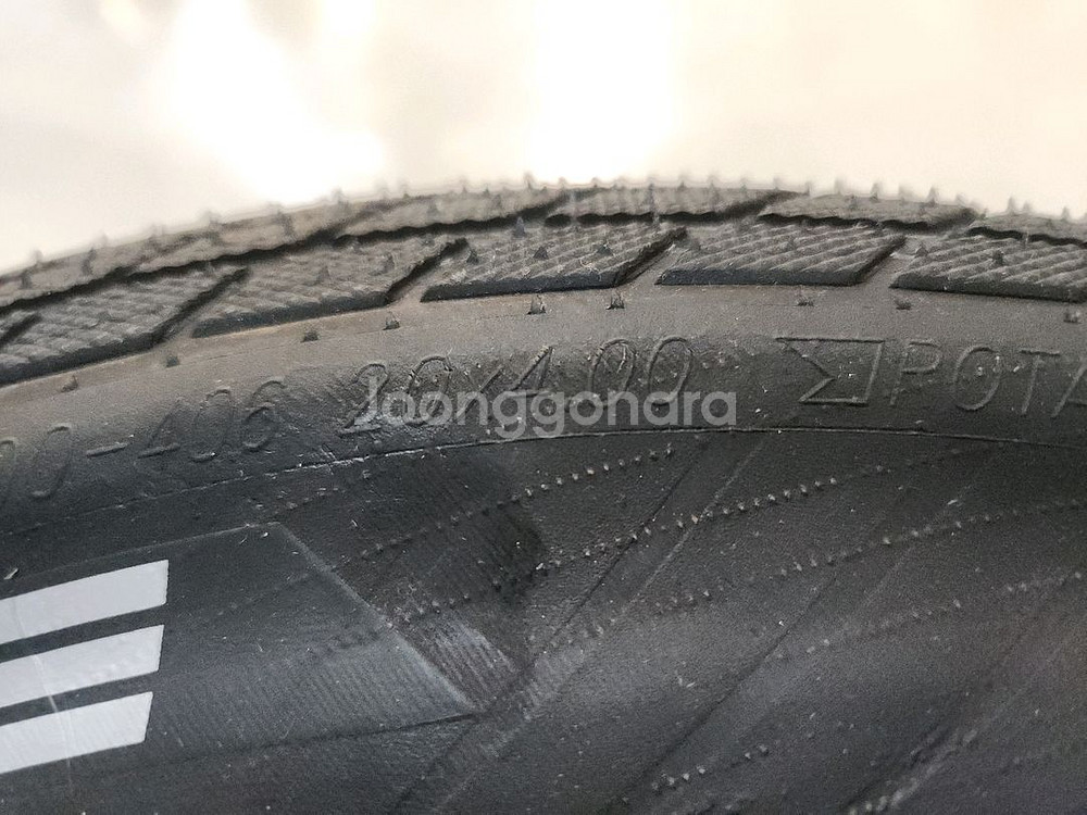 슈발베 슈퍼모토-X 타이어 20*4.0 20인치 팻타이어 2개--2