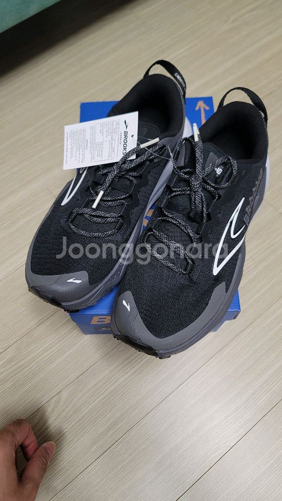 브룩스 트레일화 칼데라8 블랙 남성 270--0