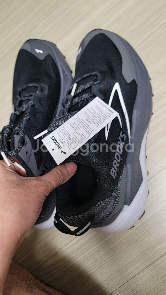 브룩스 트레일화 칼데라8 블랙 남성 270--1