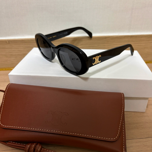 셀린느 트리옹프 01 선글라스 블랙 풀박스