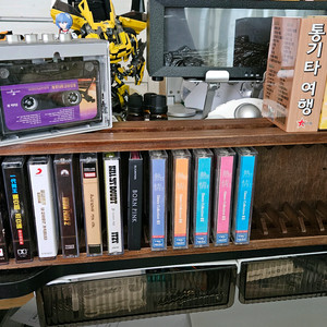 FIIO CP13 + 카세트테이프 + 장식장