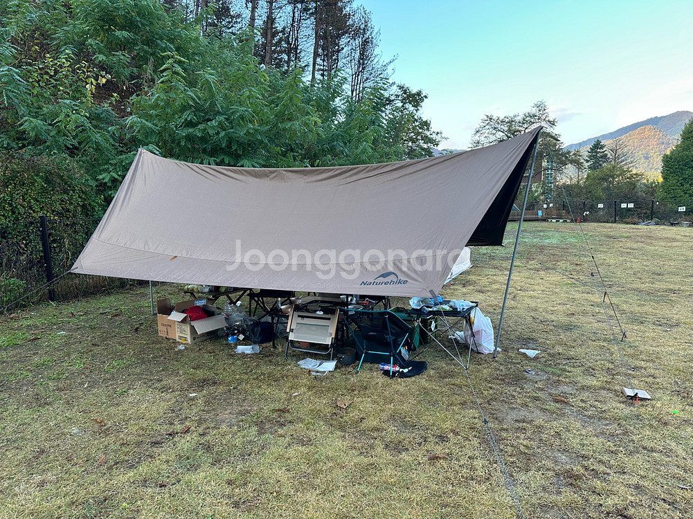 네이처하이크12 / 네이처하이크타프 / 카페트2개 /원목테이블--2