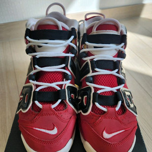 나이키 에어 모어 업템포 빨간색 gs250mm