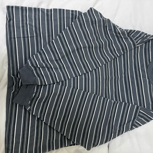 스트라이프 반팔 티셔츠 테이크이지 택포만원에팜