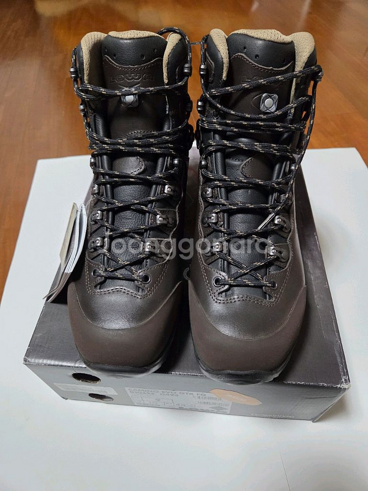 로바 끼미노 고어텍스 중등산화 uk9 새제품--0