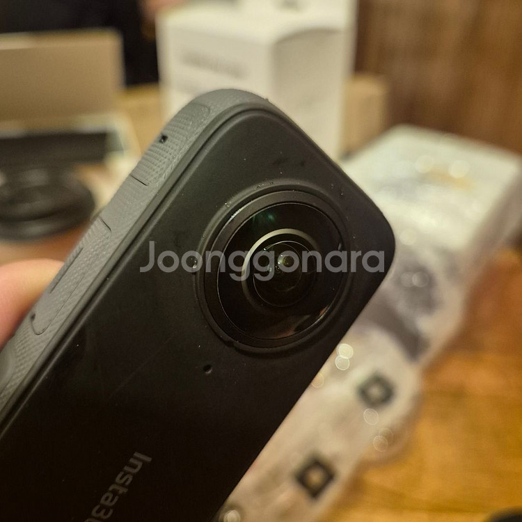 인스타360 X3 다이빙 번들 + 인비져블 케이스 미개봉 포함--1