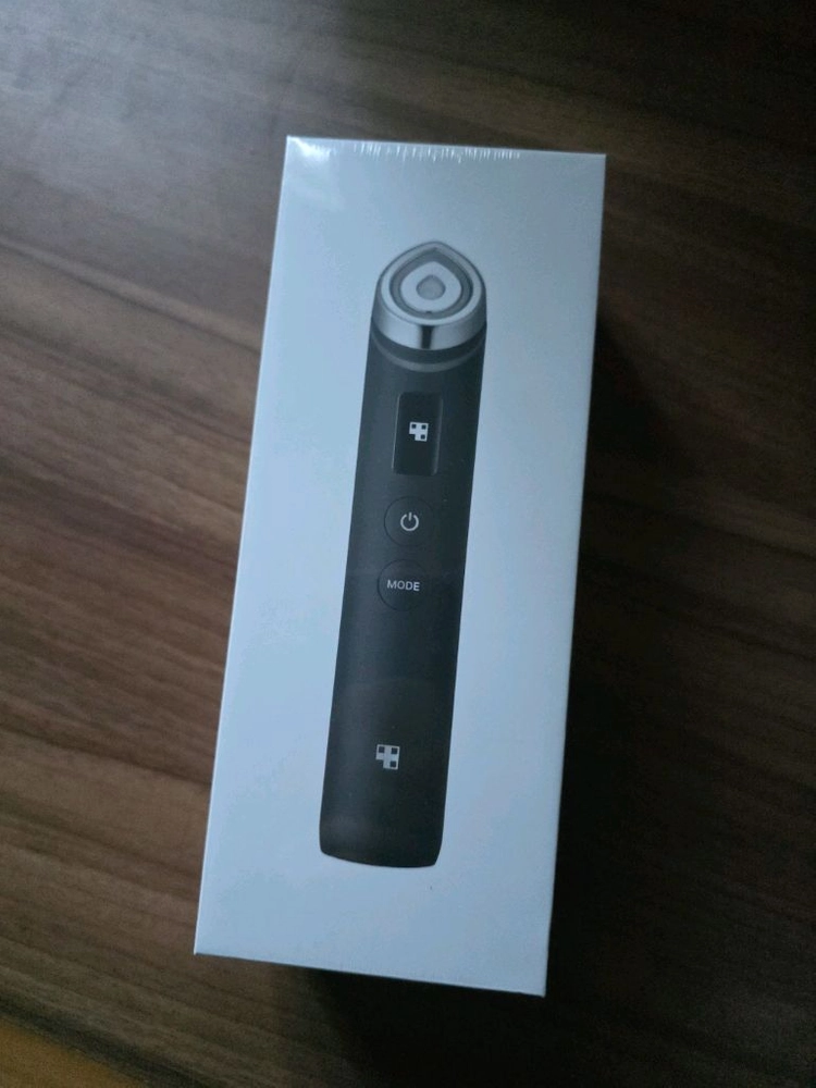 메디큐브 에이지알 부스터프로 블랙 미개봉 새제품 이미지