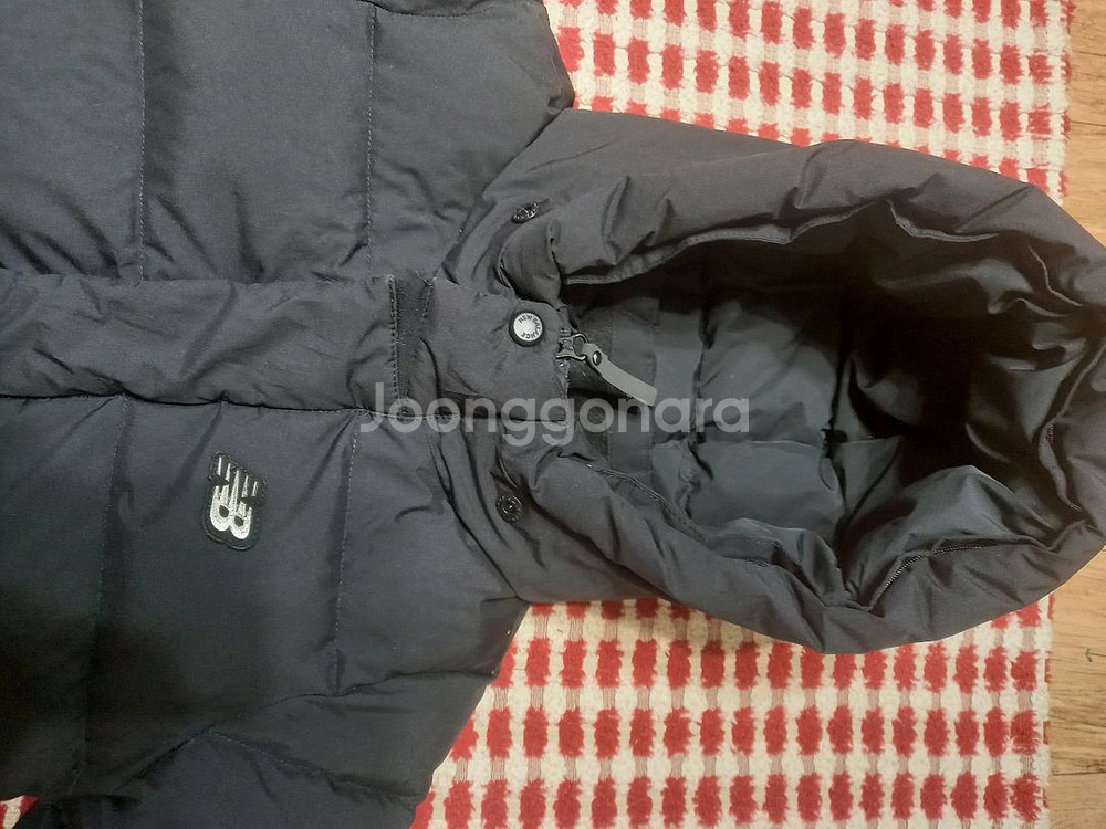 뉴발란스. 유아. 패딩점퍼 택포2만원에. 판매--1