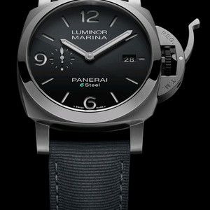 PANERAI PAM01358 루미노르마리나 E-STEEL