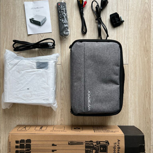 [풀패키지 / 거의 새제품] 조아빔 JD-720H 빔프로젝터 + 케이스 + 삼각대