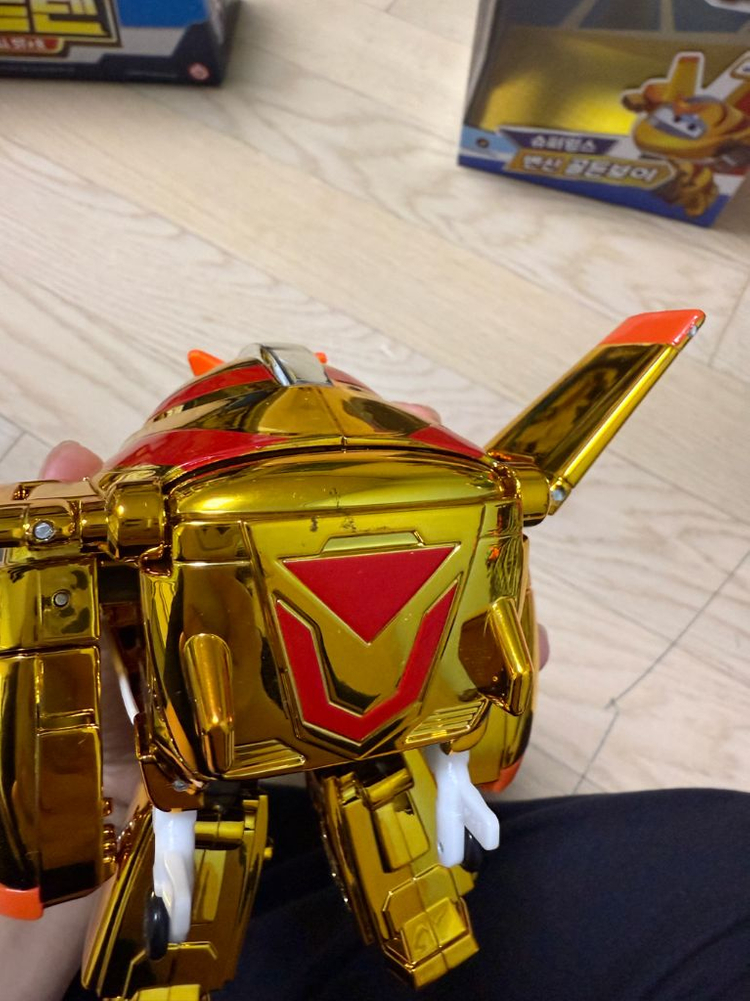 슈퍼윙스 골든보이 변신 로봇--1