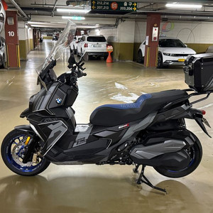 BMW C400x mmx방탄데칼 기비트레커 42탑박스