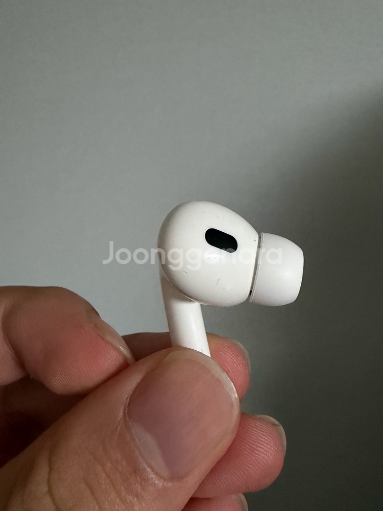 에어팟 프로 2세대--3