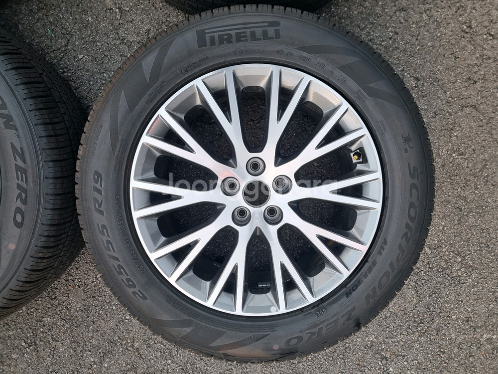 GV80 19인치 2655519 임판 휠타이어 팝니다--3