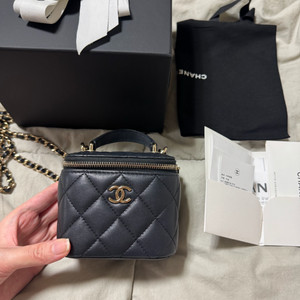 샤넬 베니티 램스킨 금장