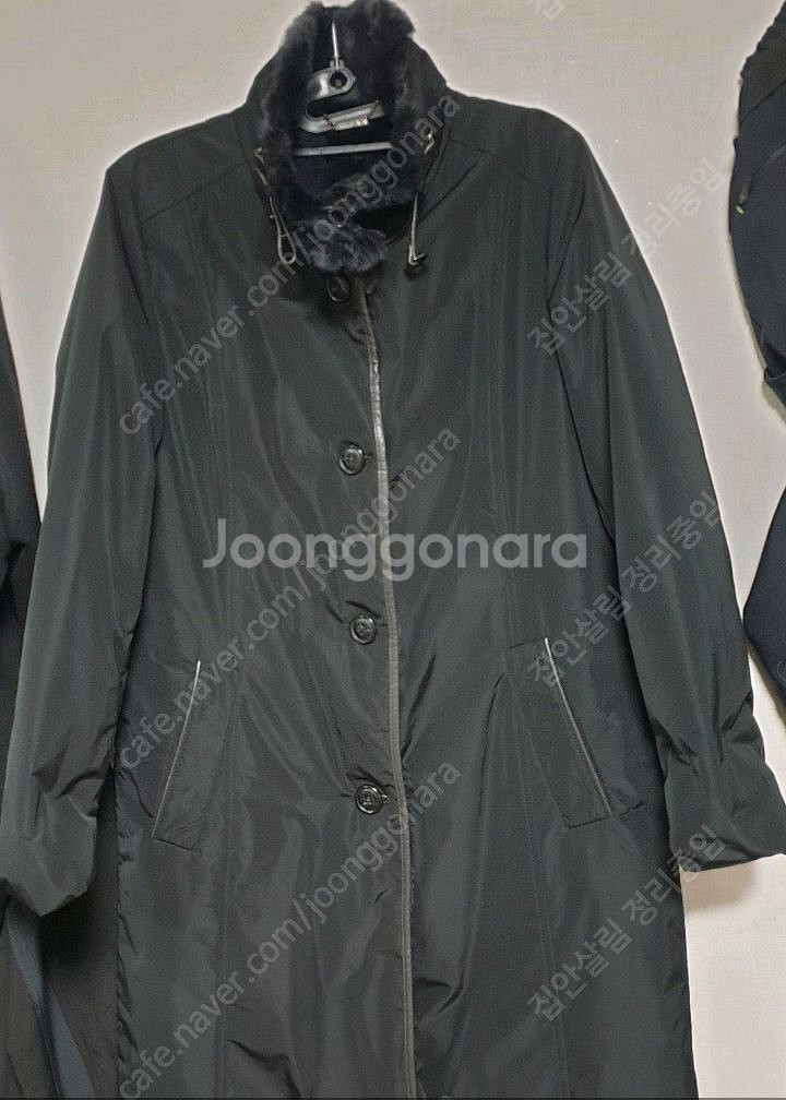 해지스 정품 토끼털100% 코트 66인대 사이즈 작아요--0