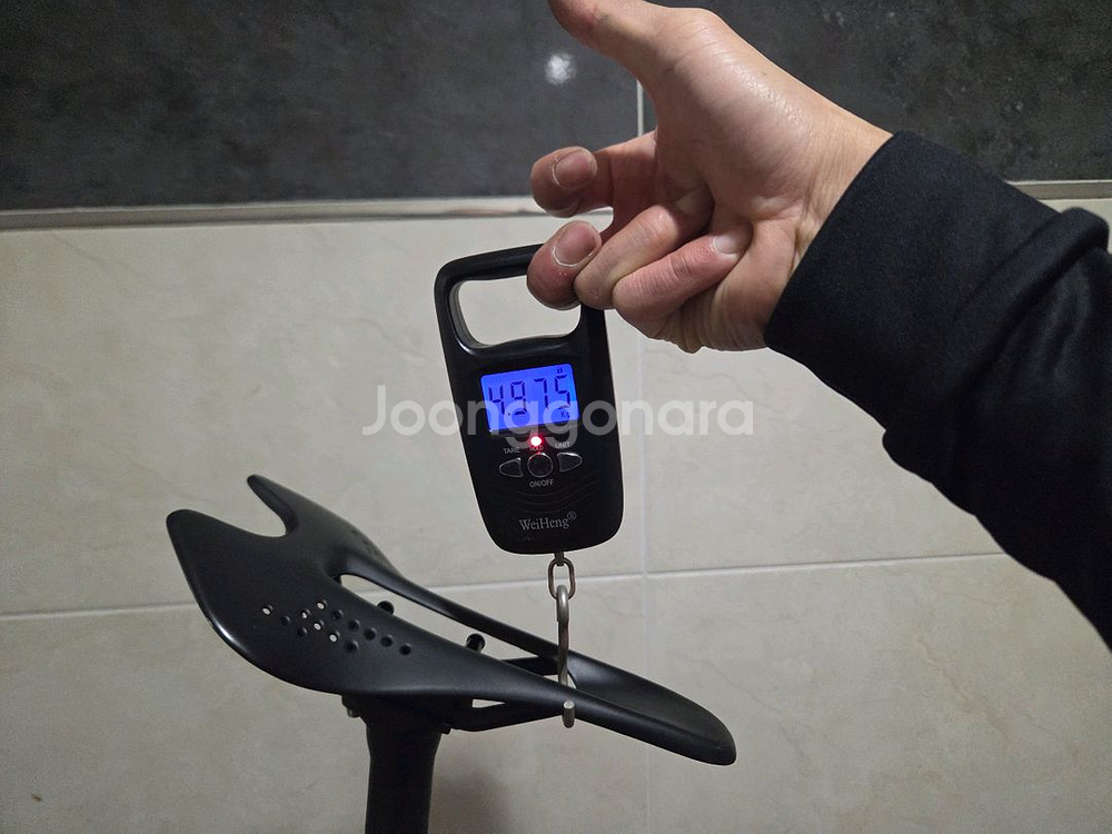 4.97kg 초경량 로드 판매합니다 (AX Vial Evo / 하자 감안 가격)--0