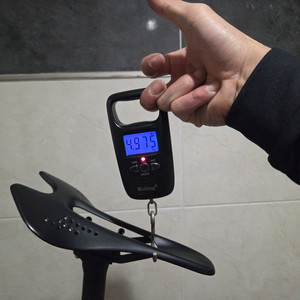 4.97kg 초경량 로드 판매합니다 (AX Vial Evo / 하자 감안 가격)