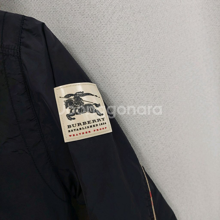 버버리키즈 바람막이 자켓--3