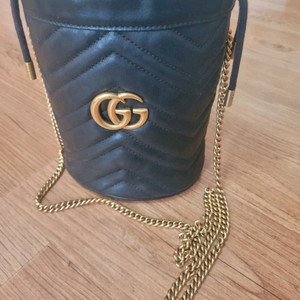 정품 보증서 포함))GG 마몽 미니 버킷백