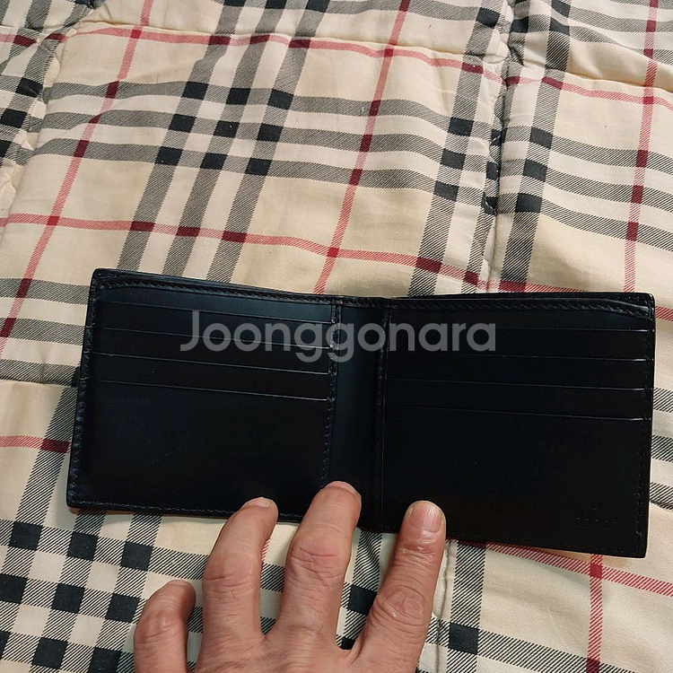 구찌 남성 반지갑 cwc1n 시그니처--3