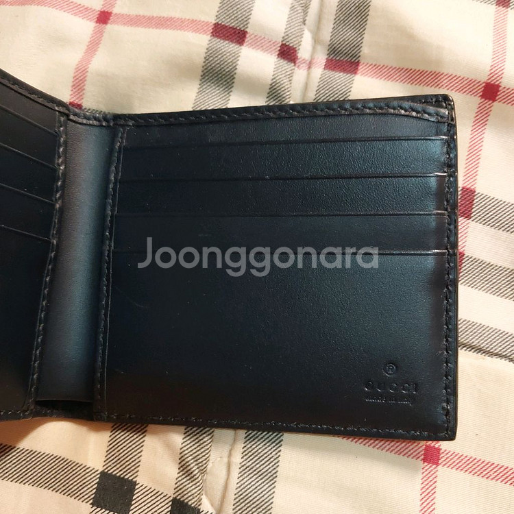 구찌 남성 반지갑 cwc1n 시그니처--2