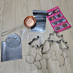 달고나 키트세트+스텐바베큐꼬치+LED초 입니다.