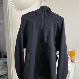 블랙다이아몬드 서크 소프트쉘 자켓 블랙 L(새상품급)