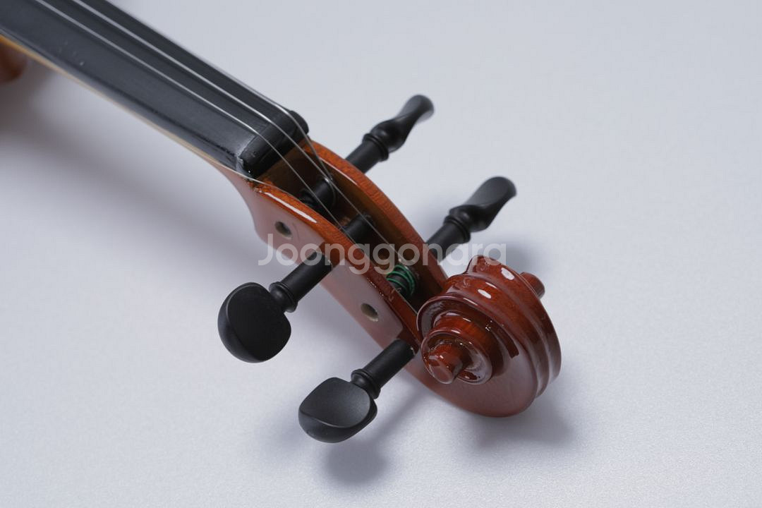 새제품 원목 탑솔리드 바이올린 절반가에 팝니다--6