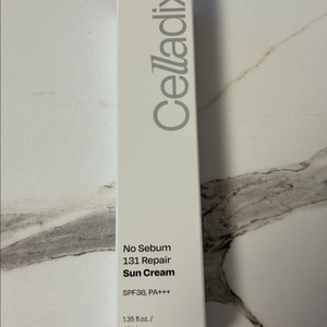 셀라딕스 노세범 131 리페어 선크림 40ml (2개 19500원)
