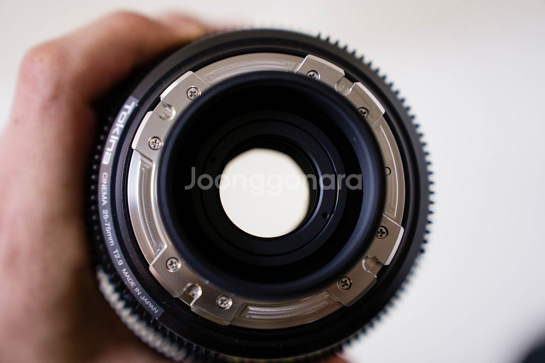 토키나 시네 25-75 pl마운트 300만원 팝니다--0