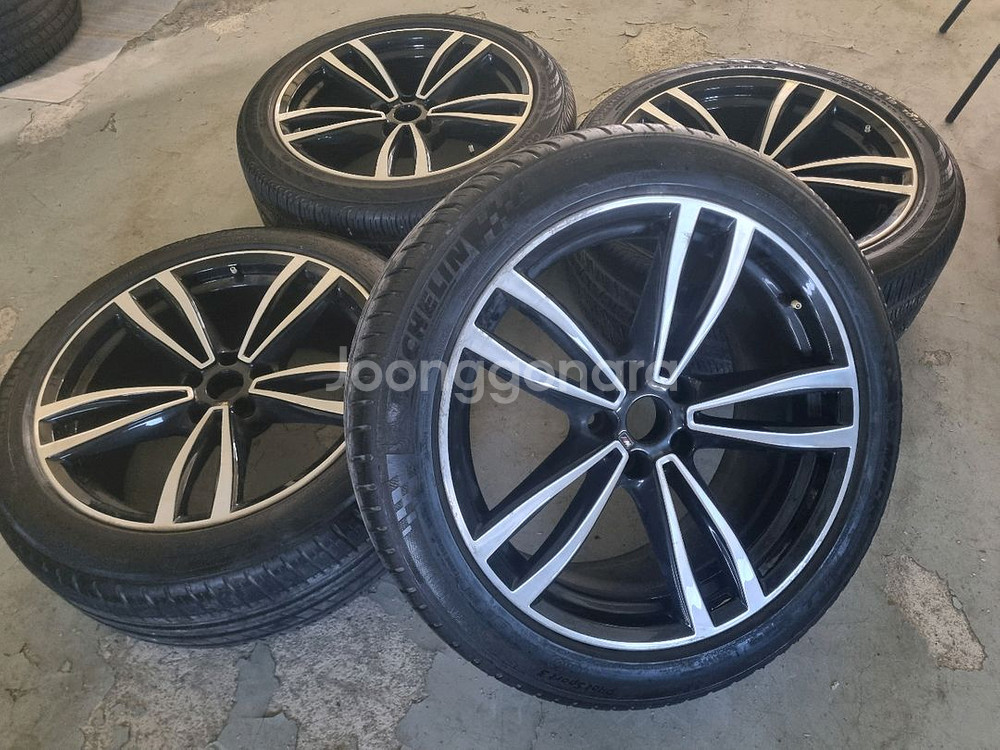 BMW 647m 7시리즈 19인치 중고 휠타이어 팝니다--0