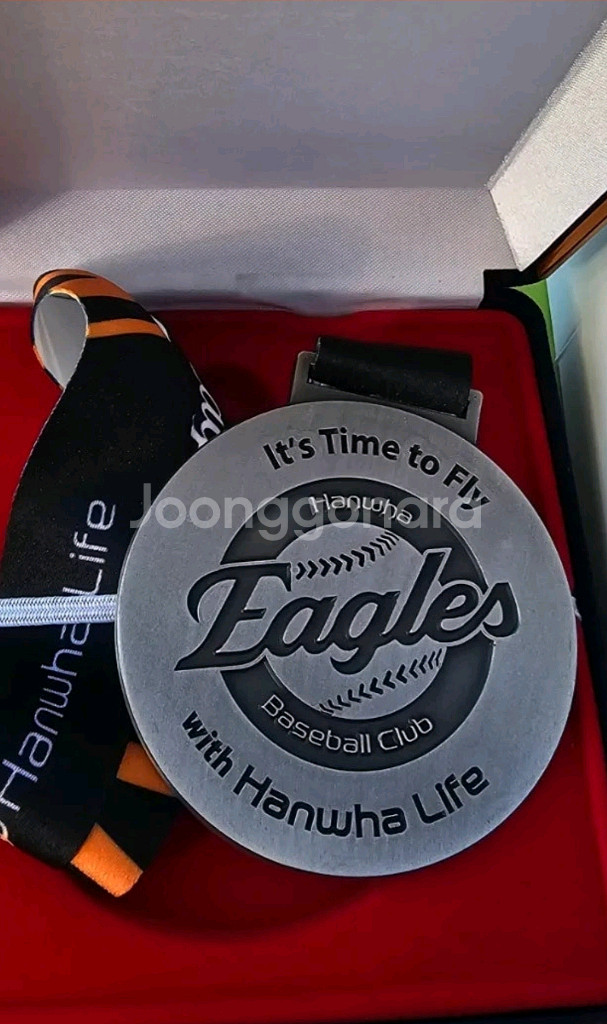 LG 한국시리즈 머플러 -> 한화 패딩담요 or 메달--2