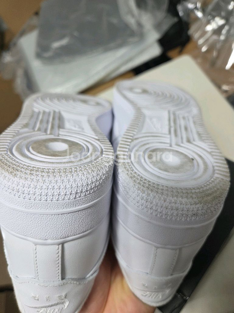 280) 나이키 x 슈프림 에어포스 1 로우 화이트--6