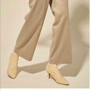 랑방 컬렉션 울 블렌드 백 밴딩 원턱 팬츠