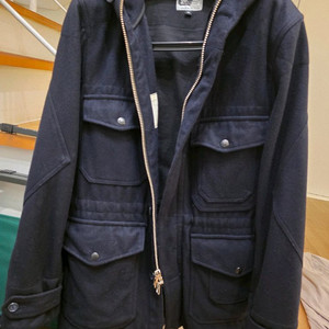 엔지니어드가먼트 코트