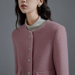 이바나헬싱키 울 부클 크롭 트위드 자켓 핑크