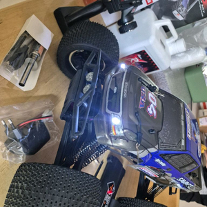 각종교신가능1:8튜닝UP버젼니트로엔진RC카HPI세비지25알씨카풀셋~헤이리영웅