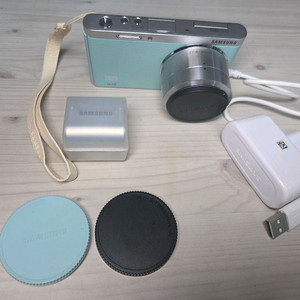 삼성 NX200 미러리스 카메라 민트